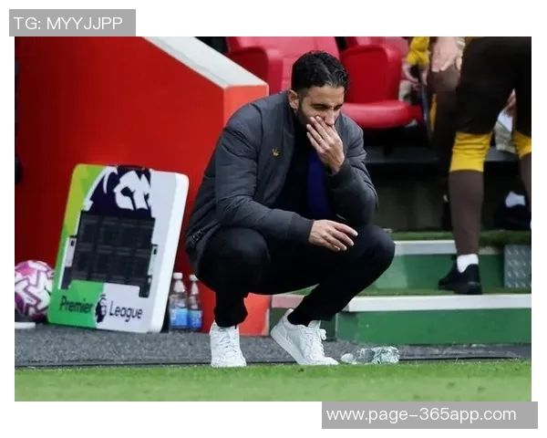 拉爵批评曼联青训设施不足强调问题在于基础设施而非球员能力