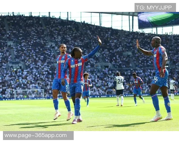 英超第12轮MVP候选名单出炉埃泽安德烈桑托斯皮克福德争夺荣誉